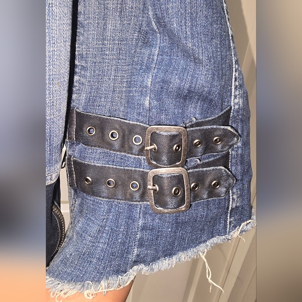 Guess Blue Denim Jacket with Black Accents - Picture 3 of 5